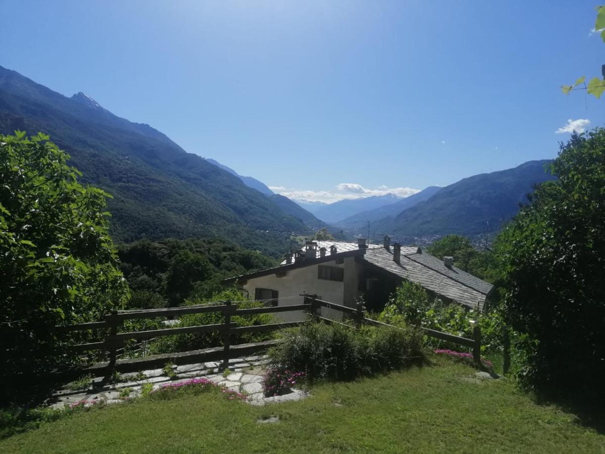 La Casa Di Martina Daire Saint-Vincent Dış mekan fotoğraf