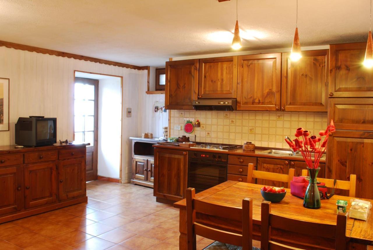 La Casa Di Martina Daire Saint-Vincent Dış mekan fotoğraf